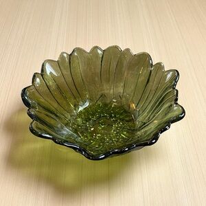 Vintage Indiana Green Glass Lily Pons Sunflower Bowl Candy Dish 7"